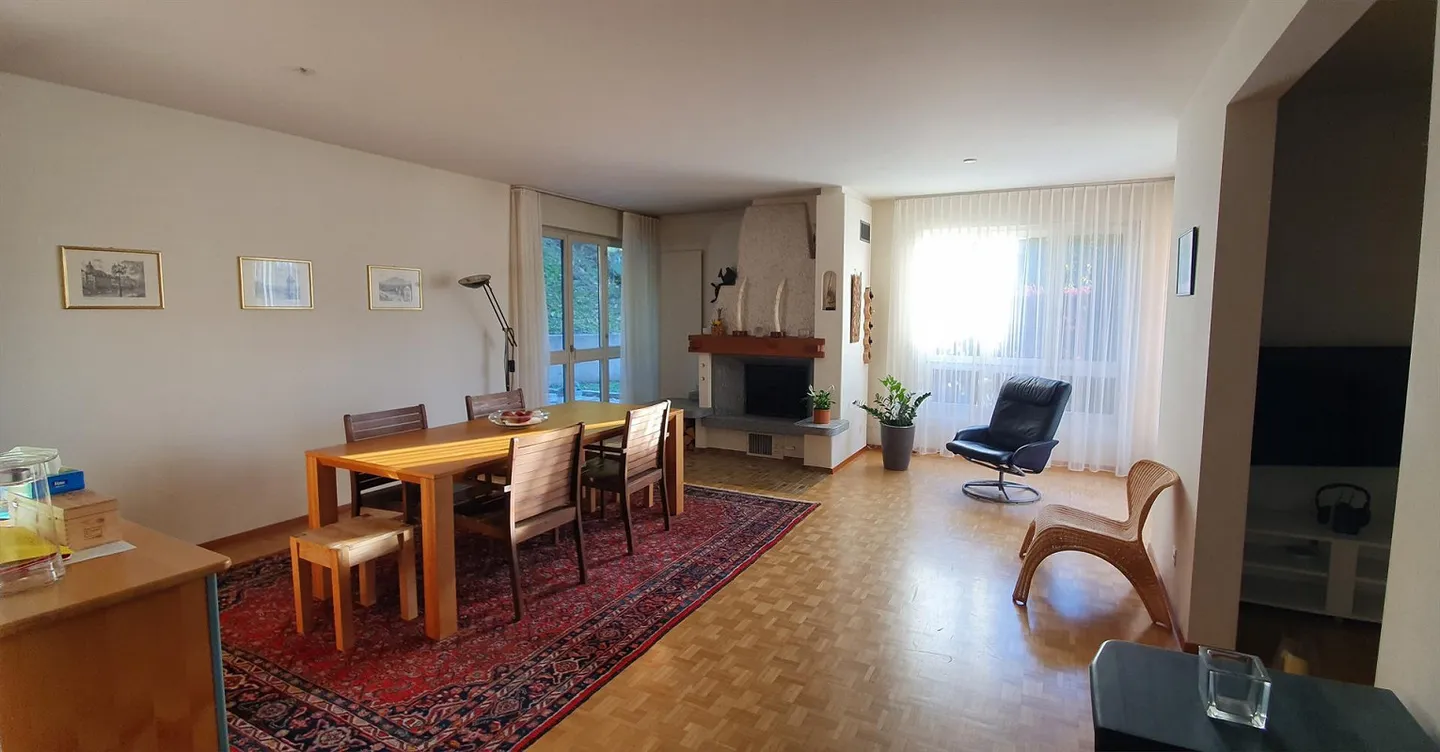 Bella casa in zona residenziale - Foto 4 di 20