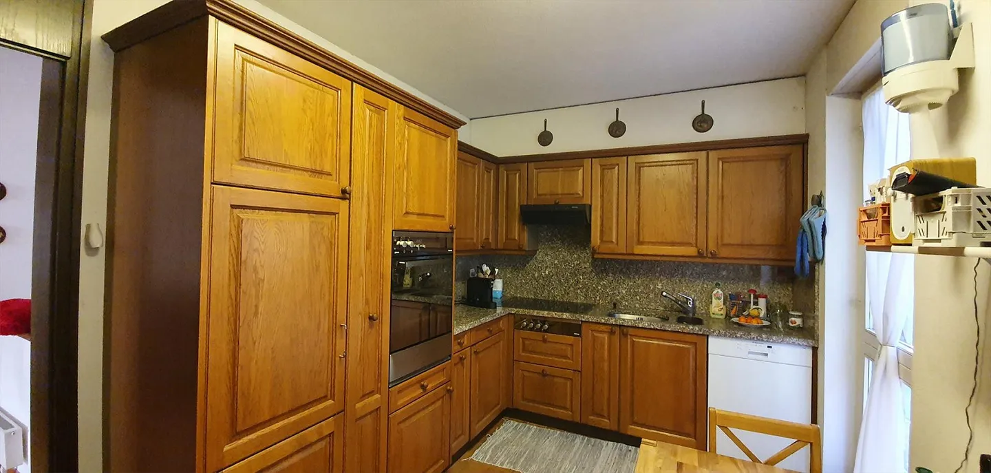 Bella casa in zona residenziale - Foto 7 di 20