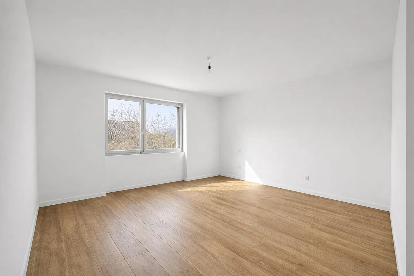 Modern 3.5-room apartment with lake view newly built in Massagno - Photo 2 of 6