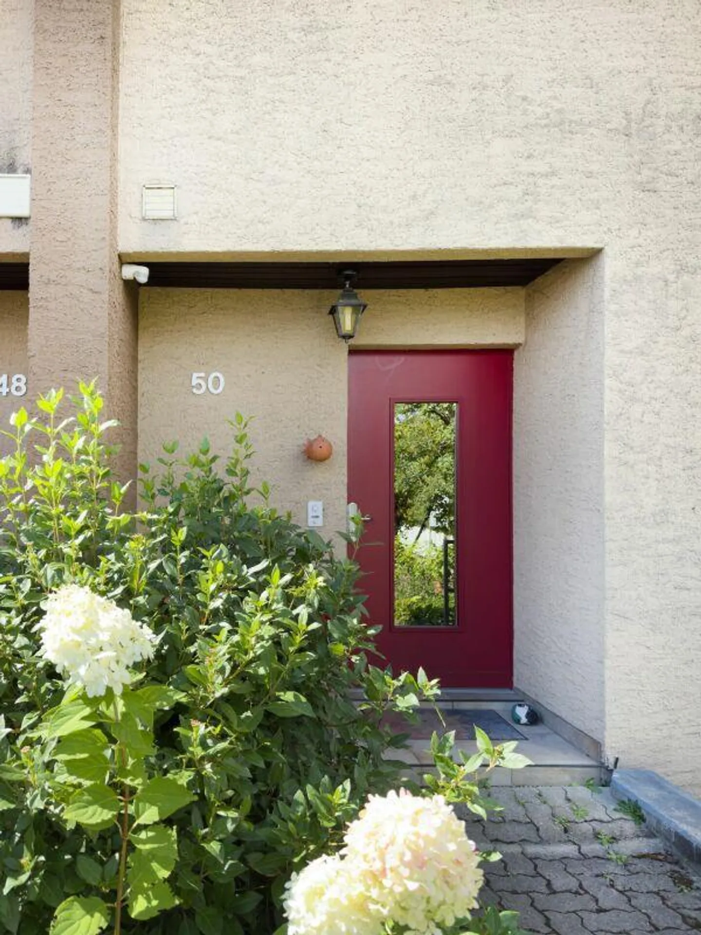 Ampia casa angolare di 6,5 stanze con veranda e facile manutenzione... - Foto 4 di 30