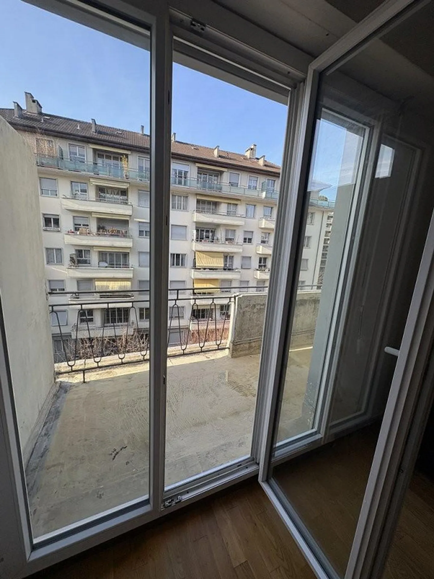 Zu ergreifen! Wunderschönes Studio im Herzen von Genf! - Foto 5 von 5