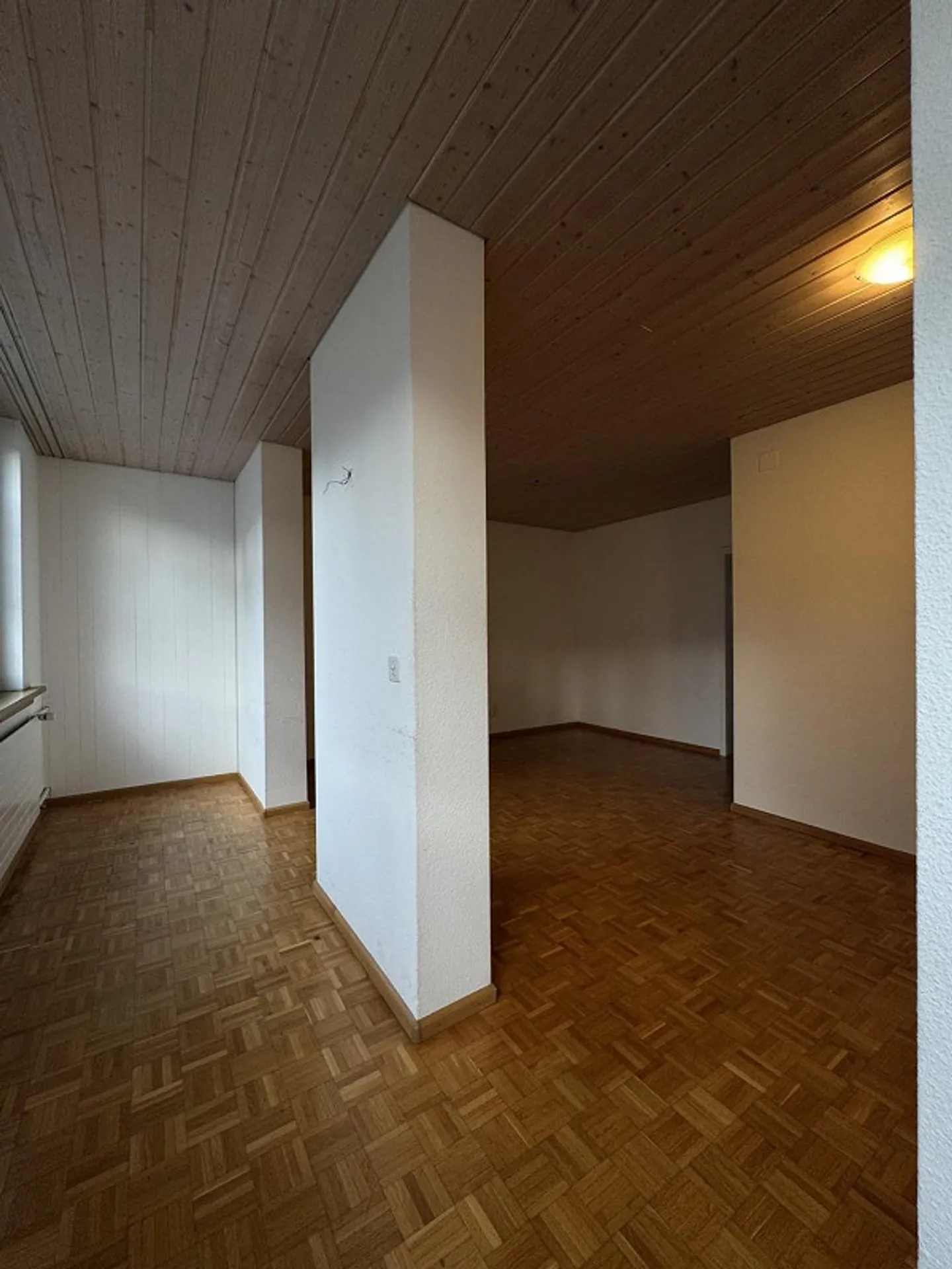 Charmante Wohnung in Binningen - Foto 3 von 9