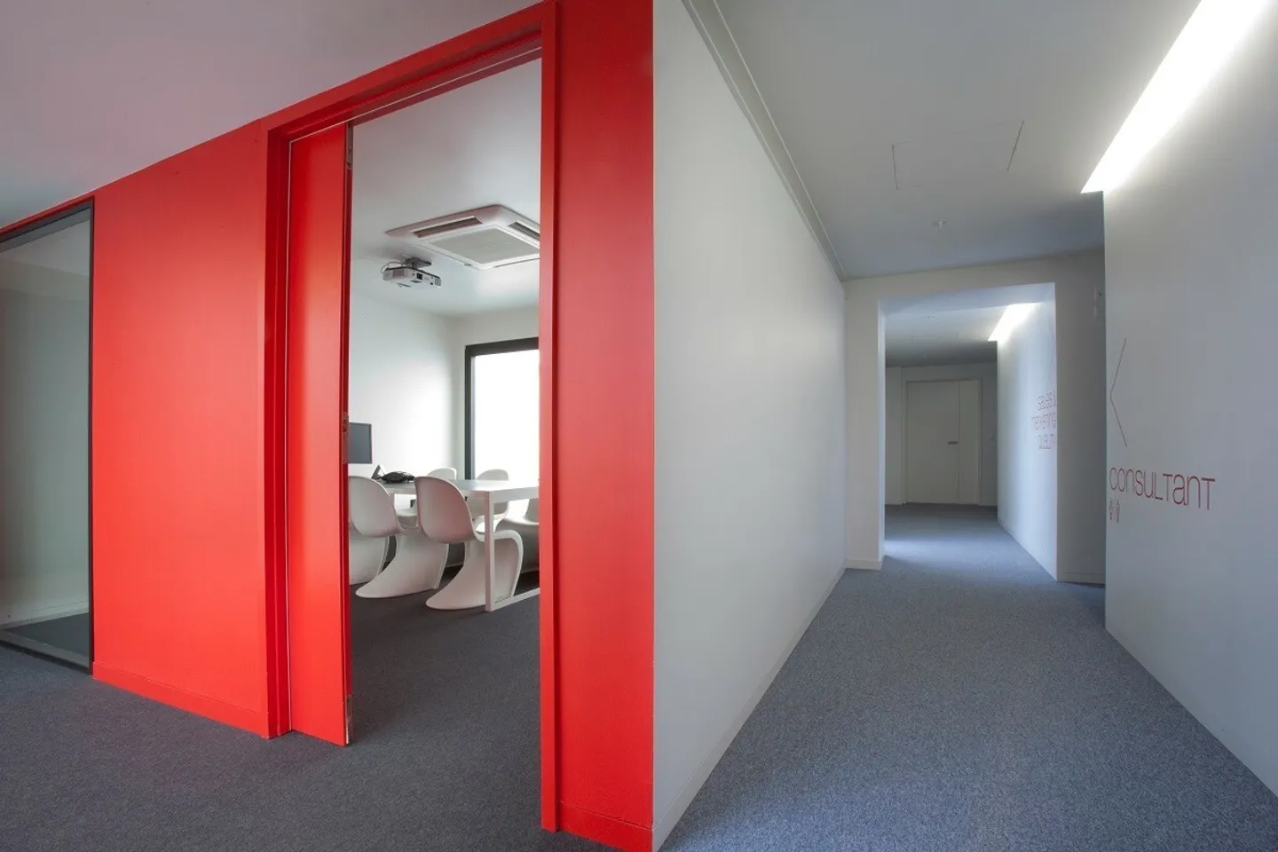 Camera bianca - Foto 1 di 5