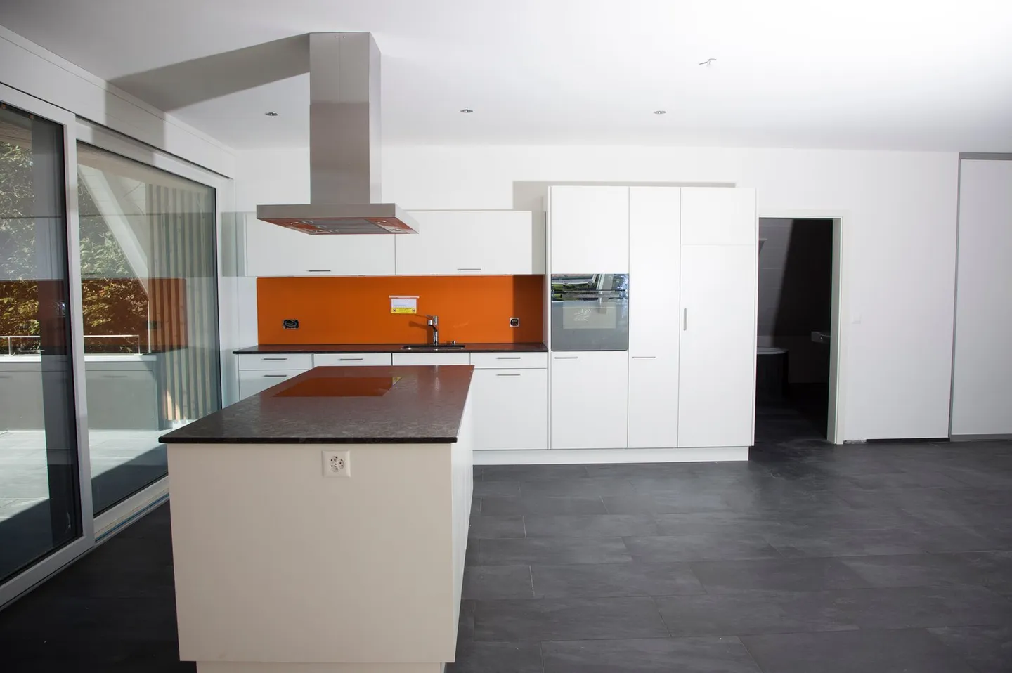 Appartement en duplex de 5,5 pièces avec terrasse à Ichertswil - Photo 3 sur 13