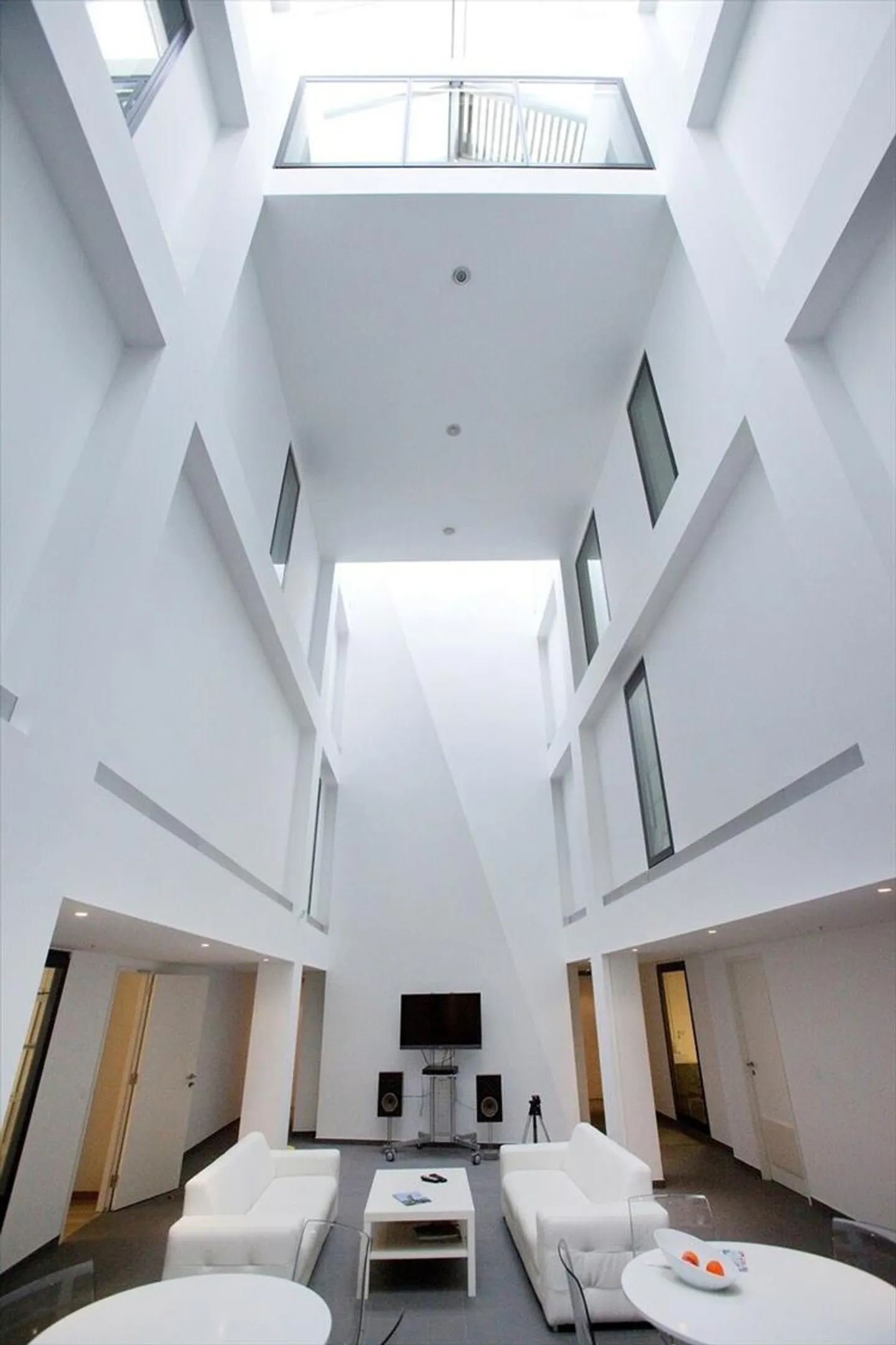 Camera bianca - Foto 2 di 5