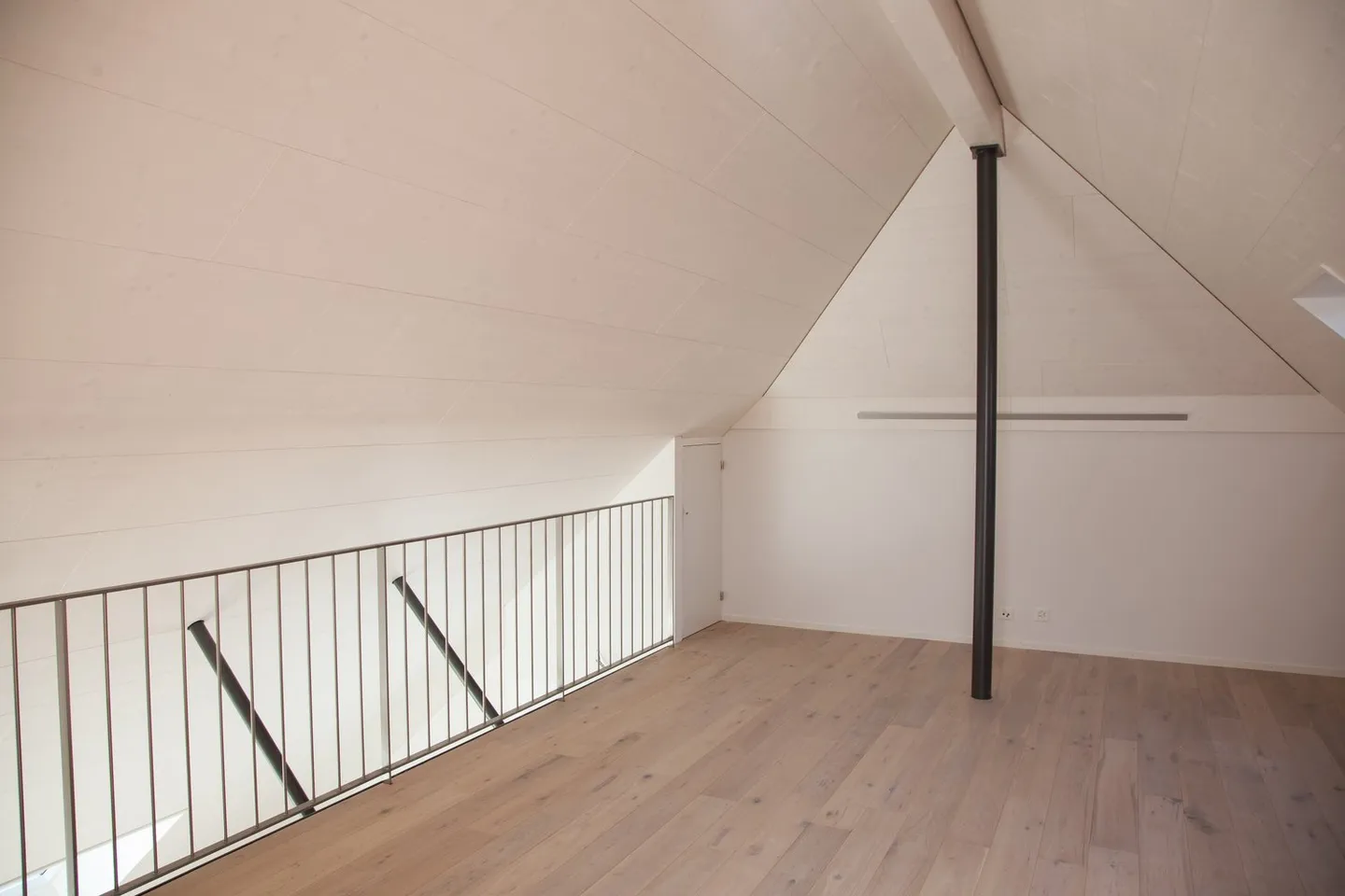 Appartement en duplex de 5,5 pièces avec terrasse à Ichertswil - Photo 8 sur 13