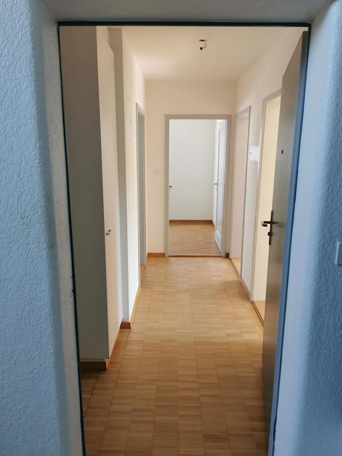Appartement lumineux de 3 pièces dans un emplacement central - Photo 5 sur 8