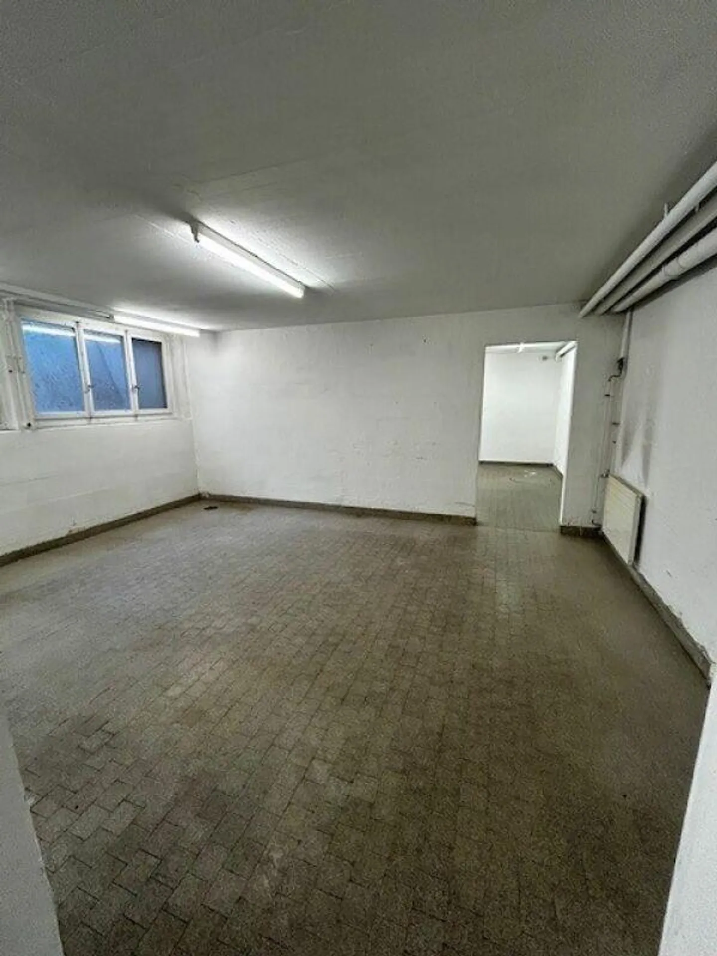 Geräumiger Lagerraum zu Vermieten - Foto 3 von 4