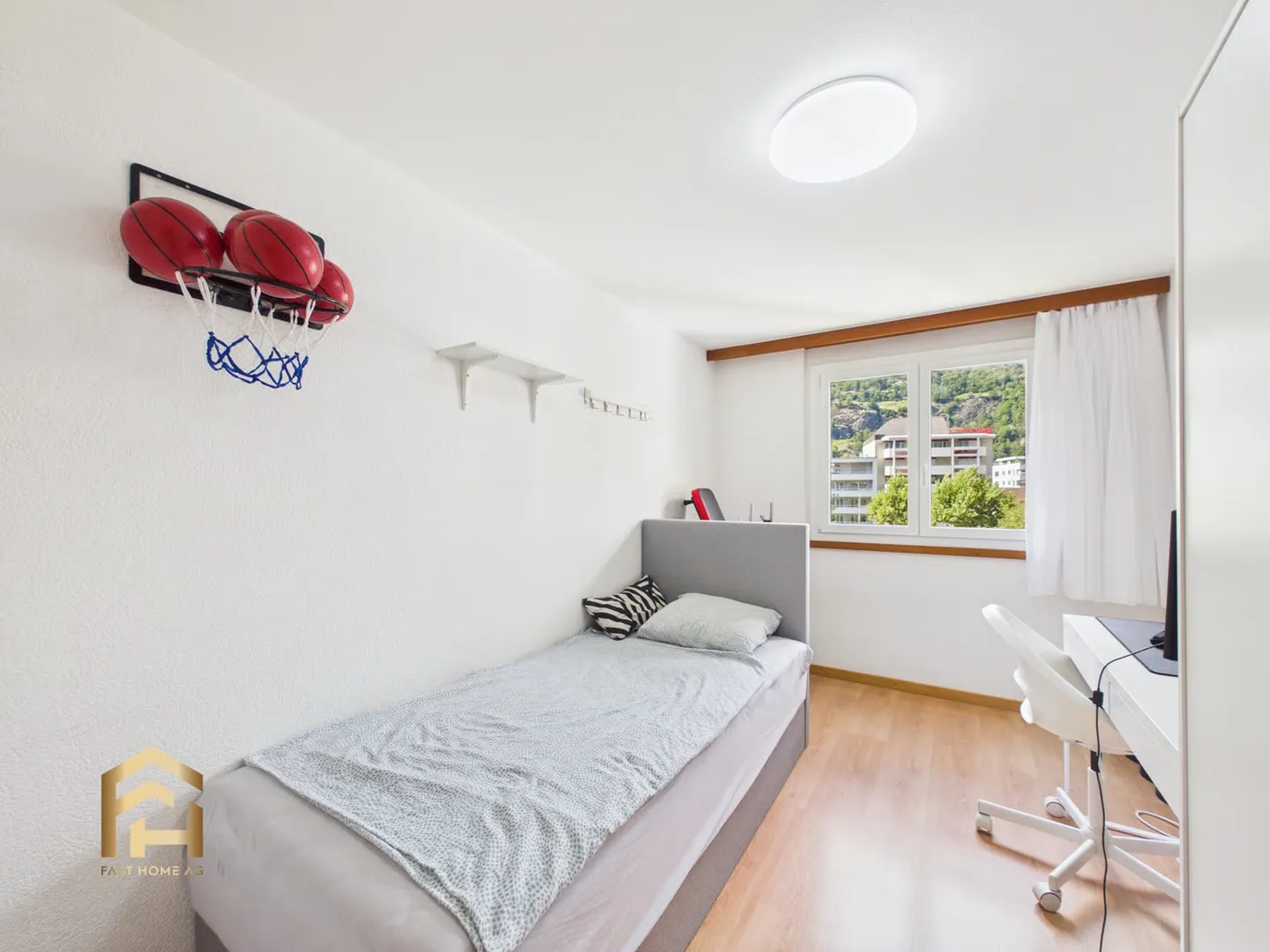 Modernisierte Familienwohnung in Naters - Foto 8 von 13