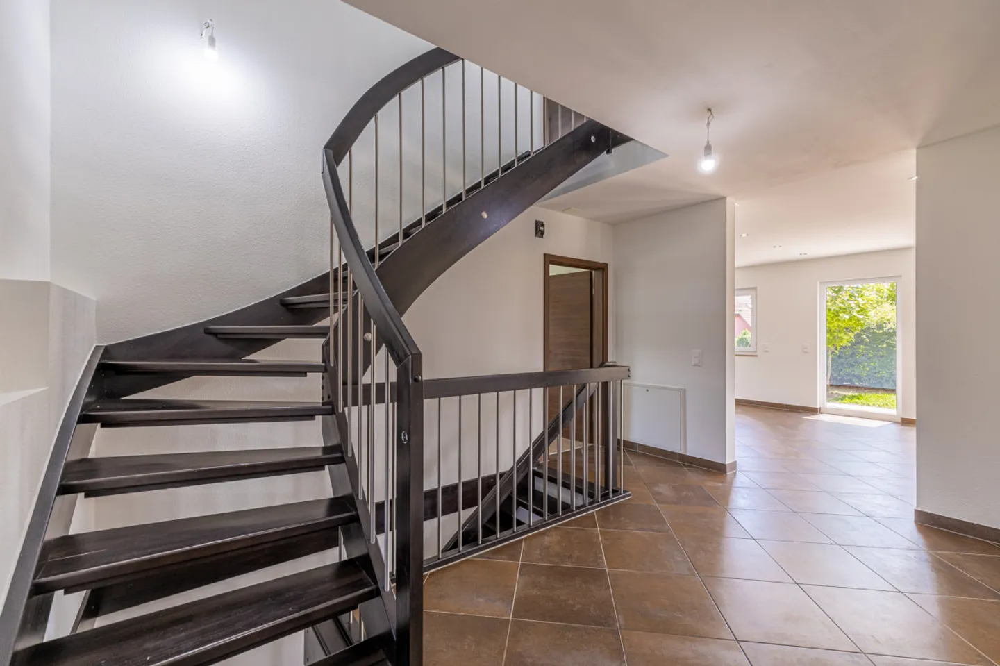Proximmo Exclusive - Minergie Individual Villa 5.5 Rooms in Bavois with Garden - Photo 6 of 13