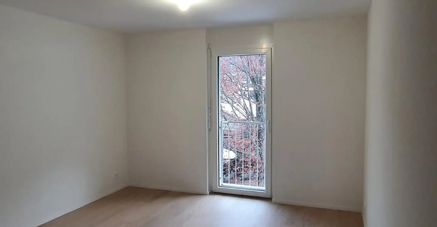 Charmant Appartement de 3 Pièces - Photo 3 sur 7