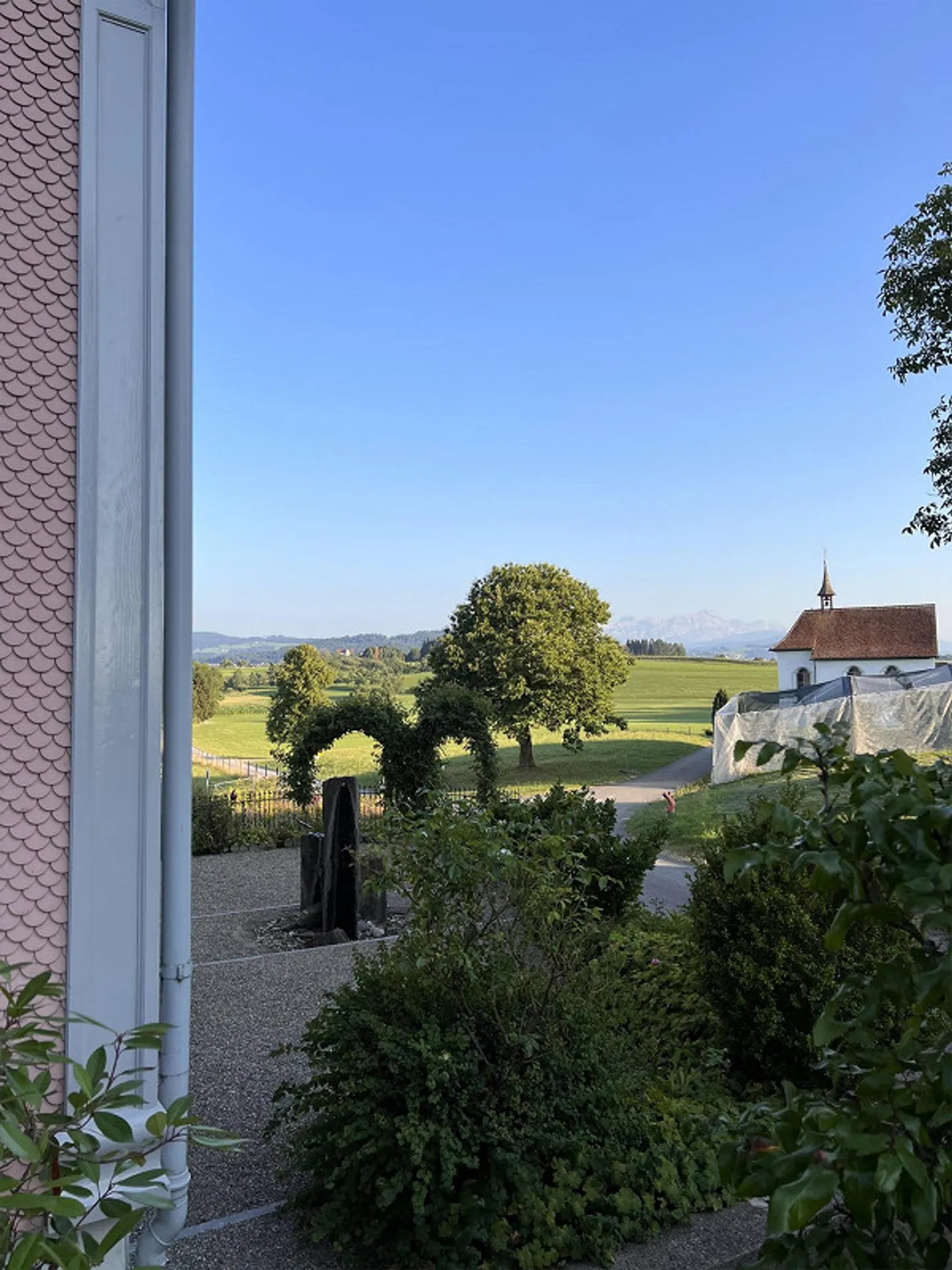 CHARME TRIFFT LUXUS - Traumwohnung im Hochparterre mit Aussicht - Photo 3 of 19
