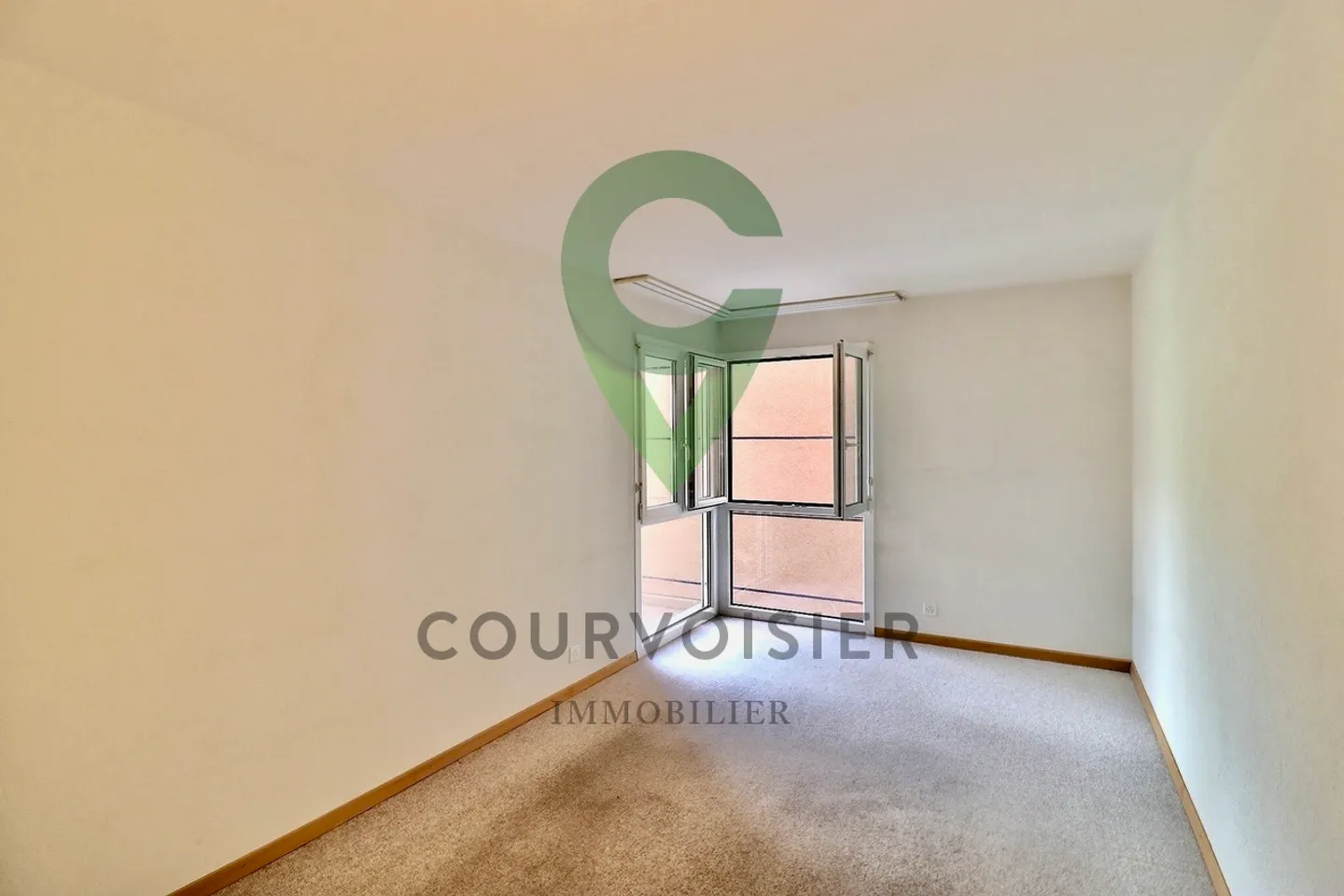 Bellissimo appartamento di 4,5 locali con vista lago e Alpi - Foto 5 di 13