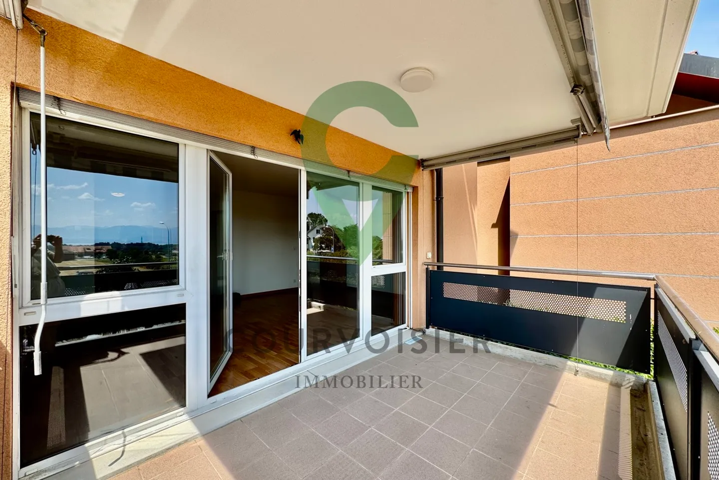 Bellissimo appartamento di 4,5 locali con vista lago e Alpi - Foto 12 di 13