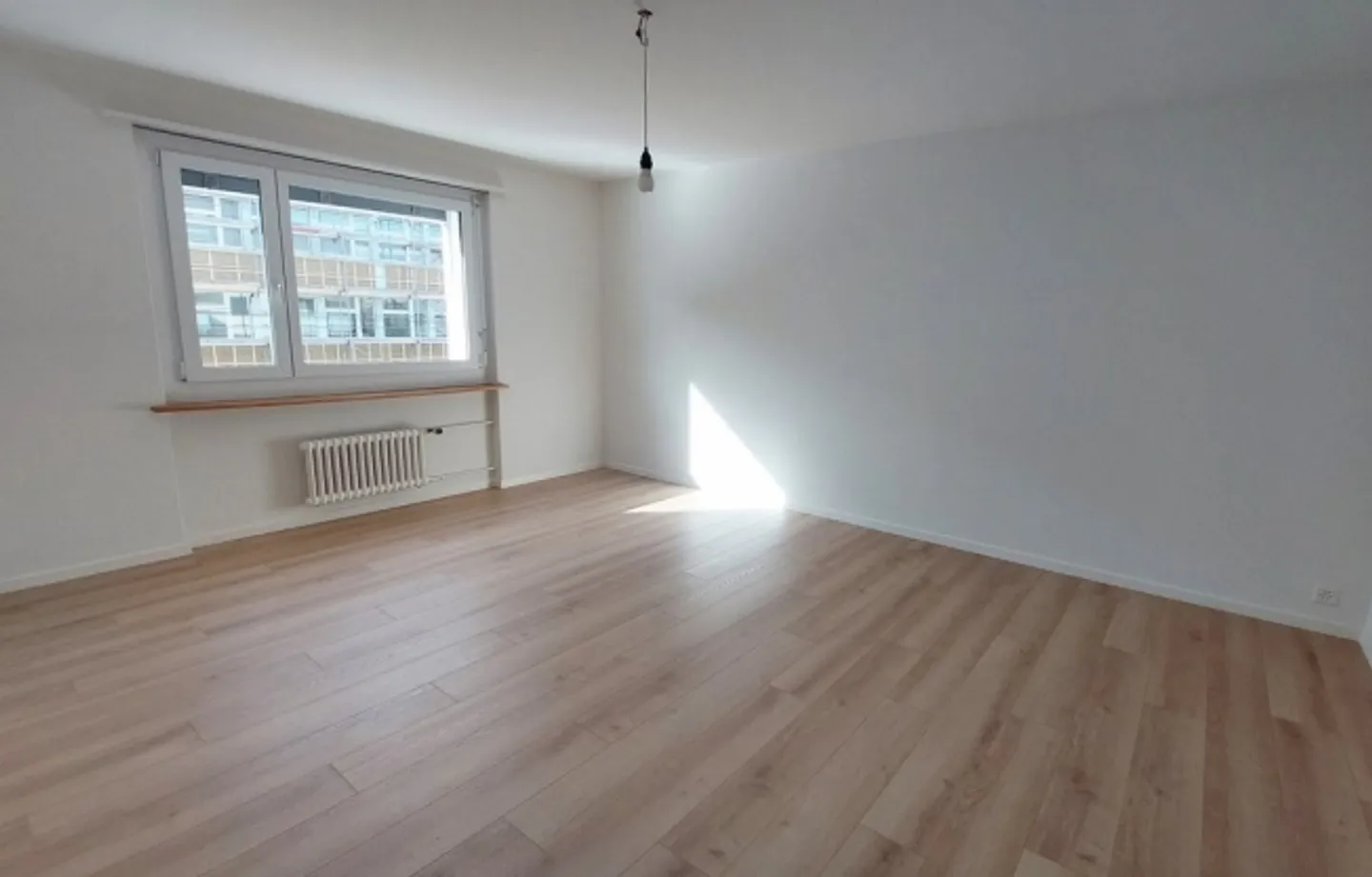 Rafraîchi - Appartement lumineux dans un emplacement privilégié à Winterthur-Wülflingen - Photo 2 sur 10