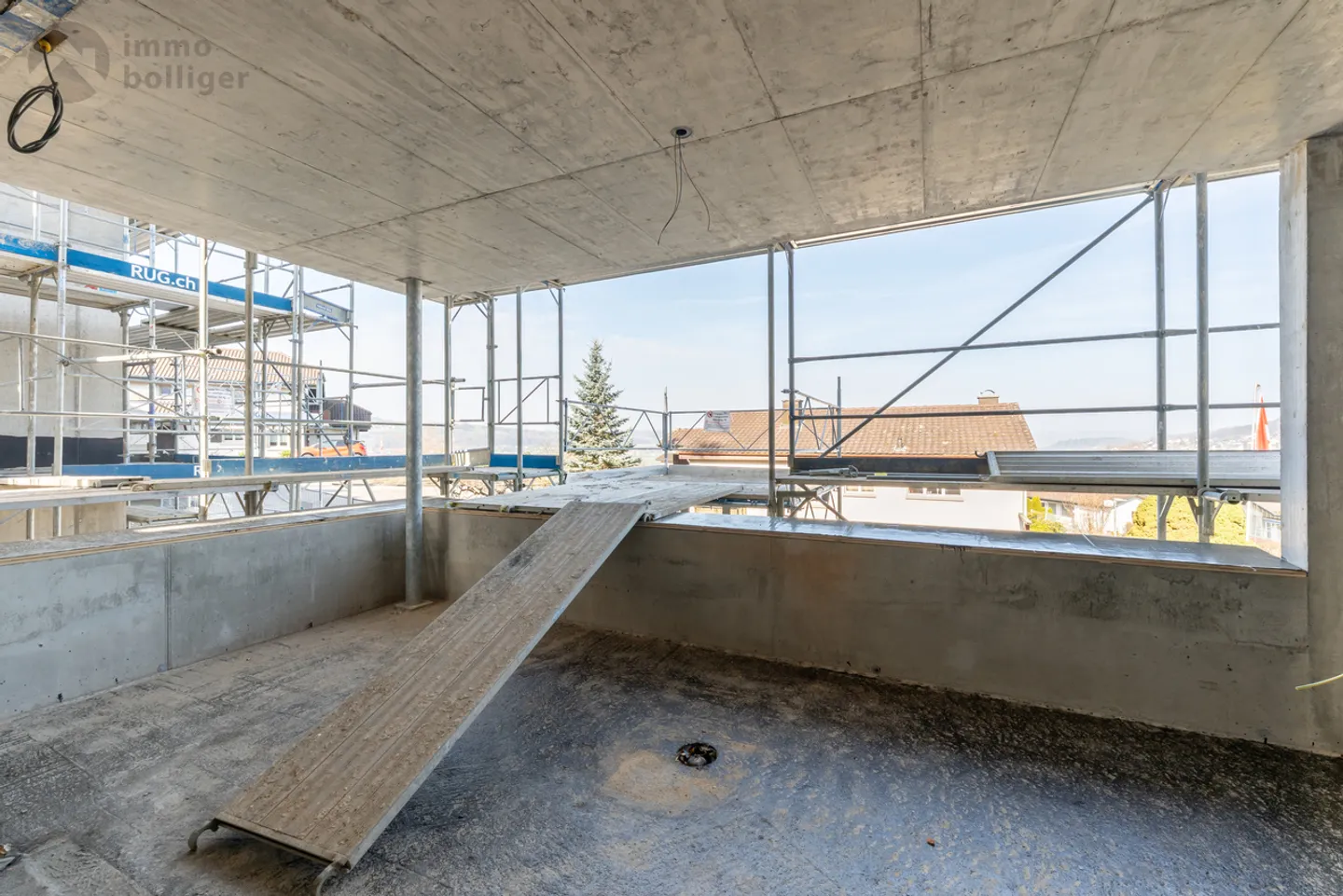 Nouveau bâtiment avec vue imprenable - Photo 2 sur 13