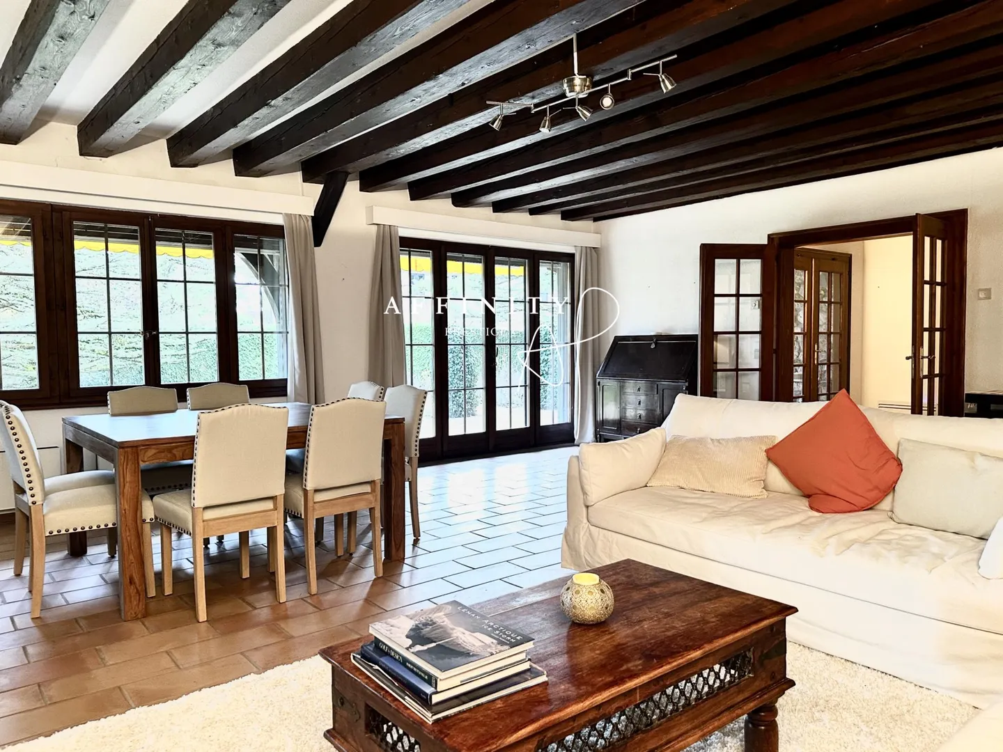 Charming Family Home - Photo 6 of 16