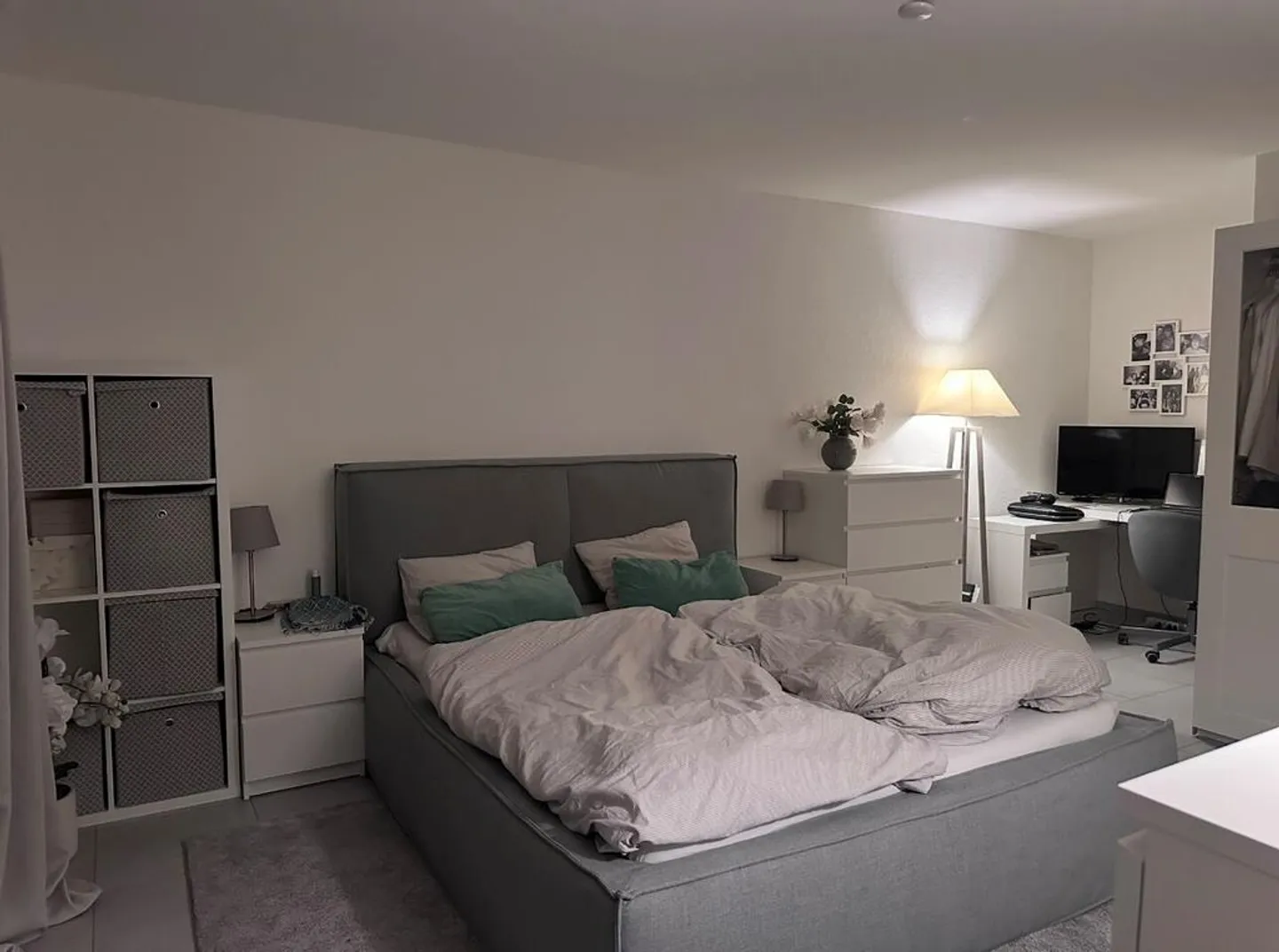 Grosszügige, helle 2.5-Zimmer-Wohnung mit grosser Dachterrasse - Foto 4 von 11