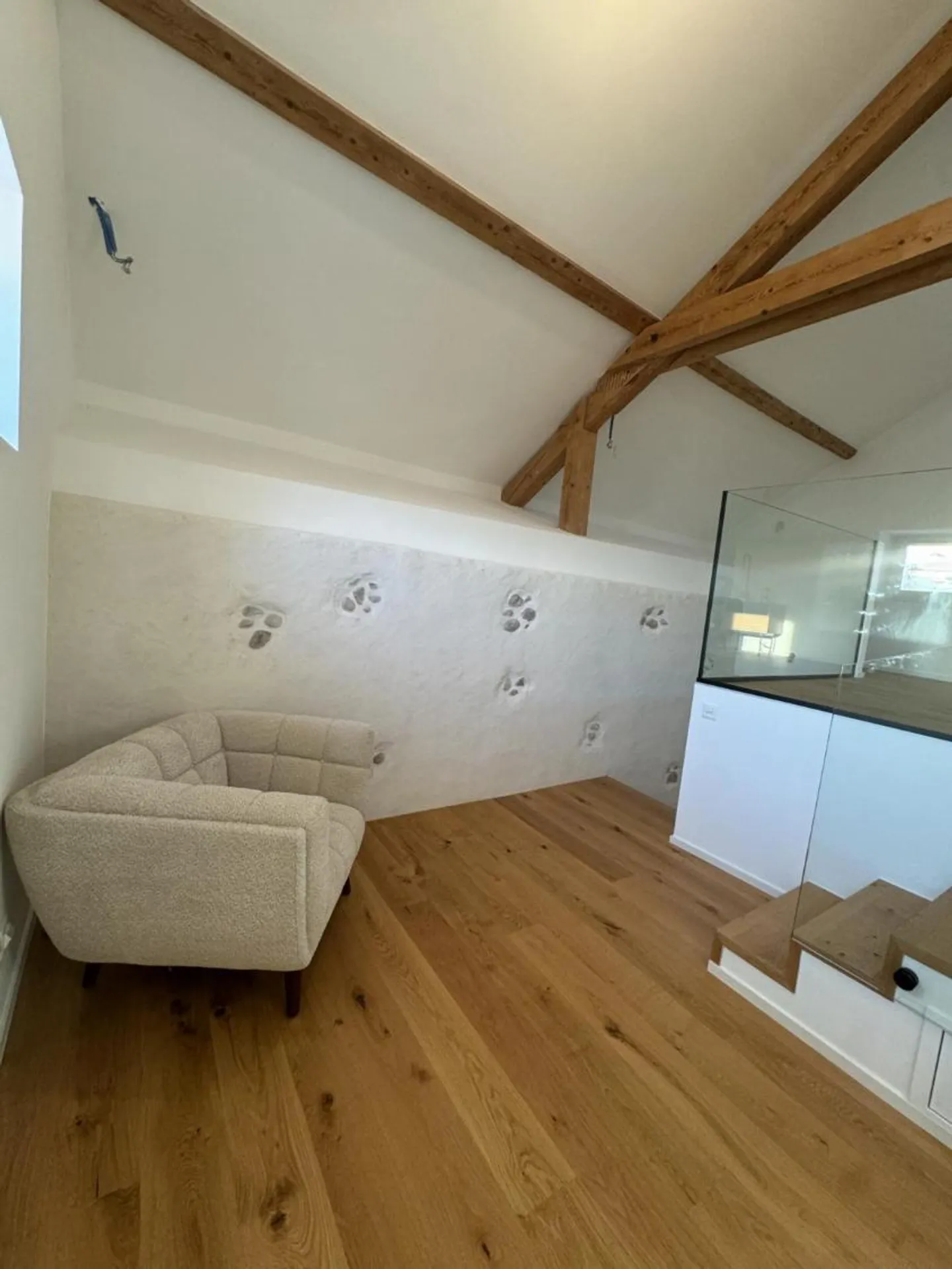 Exclusive, fully renovated 5.5-room triplex apartment - Photo 10 of 13