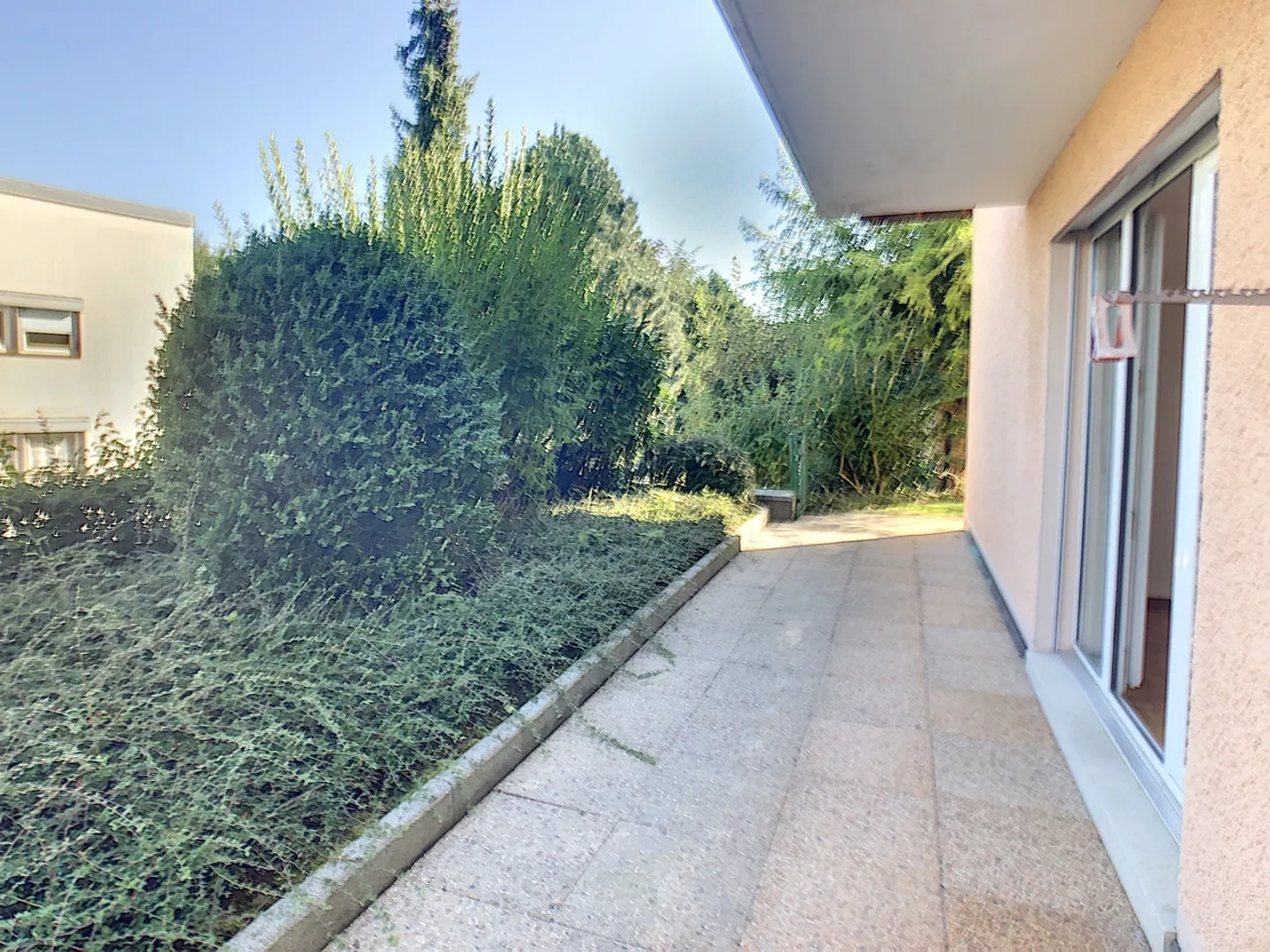 Appartement Charmant avec Jardin - Photo 10 sur 11