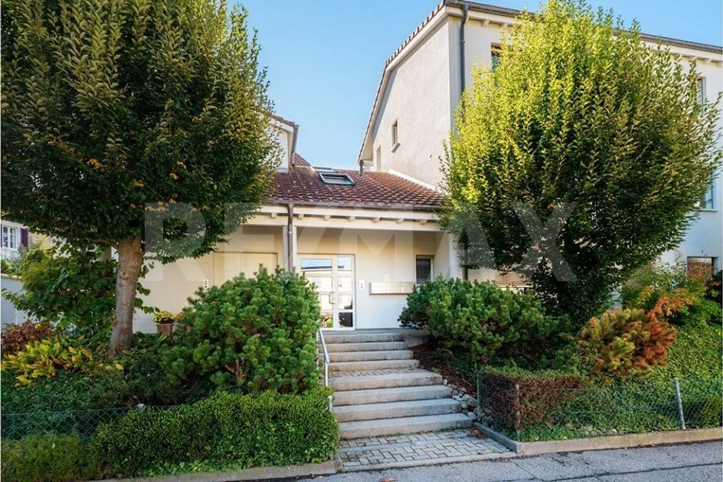 Appartamento duplex di 5½ stanze in posizione centrale con stile - Foto 4 di 13
