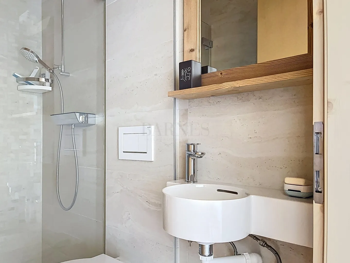 Château-d'Oex -Un duplex lumineux et chaleureux au coeur des Alpes - Foto 9 di 10