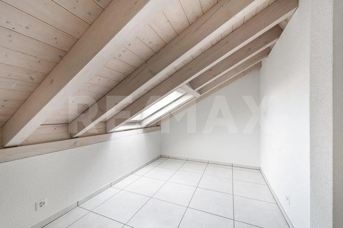 Appartamento duplex di 5½ stanze in posizione centrale con stile - Foto 13 di 13
