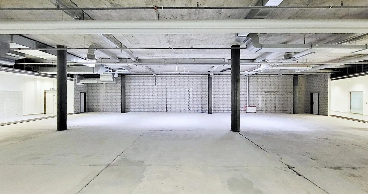 Verkaufsfläche neben PureGym - Foto 3 von 7