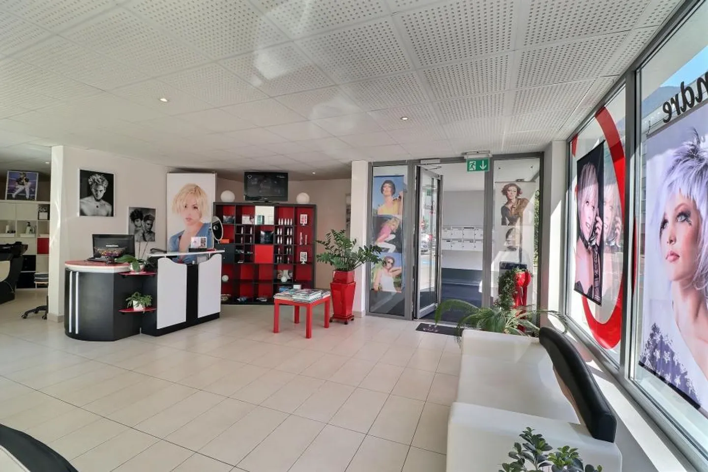 OPPORTUNITÀ NEL CENTRO CITTADINO - Foto 1 di 9