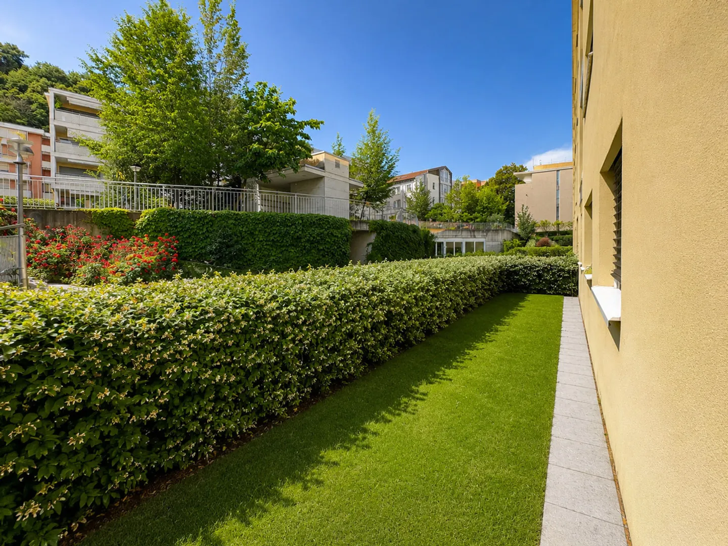 Appartement spacieux de 5,5 pièces avec jardin à Mendrisio - Photo 11 sur 16