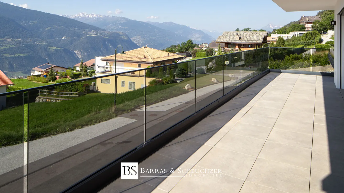 Casa Contemporanea con Vista Alpina - Foto 5 di 16
