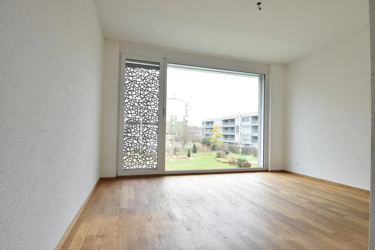 Appartamento duplex unico di 4,5 stanze in standard di proprietà - Foto 8 di 13