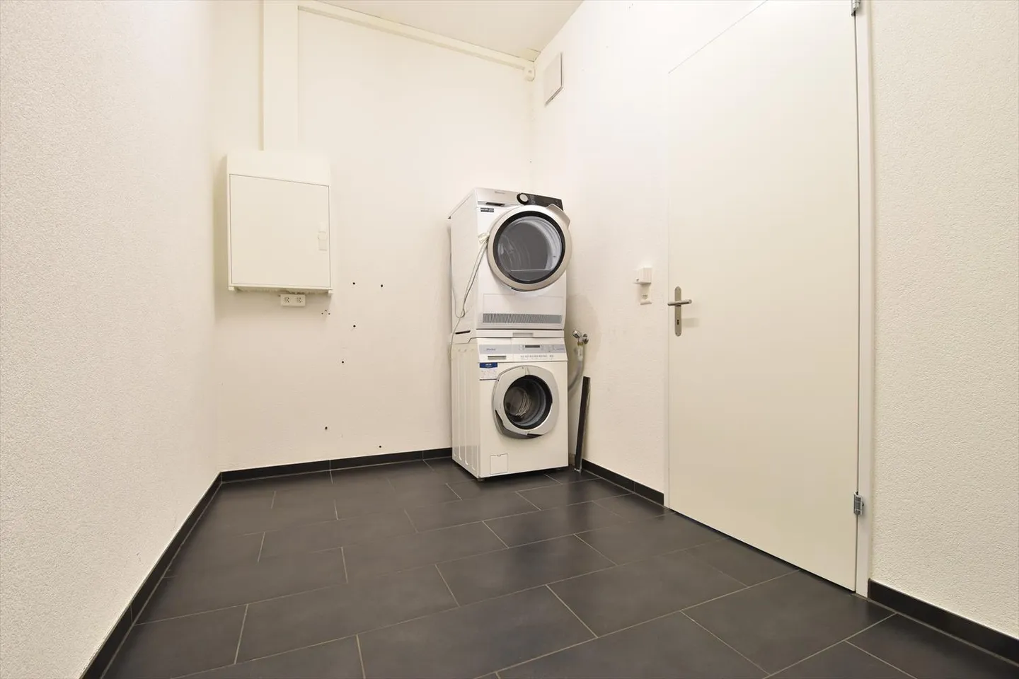 Appartamento duplex unico di 4,5 stanze in standard di proprietà - Foto 10 di 13