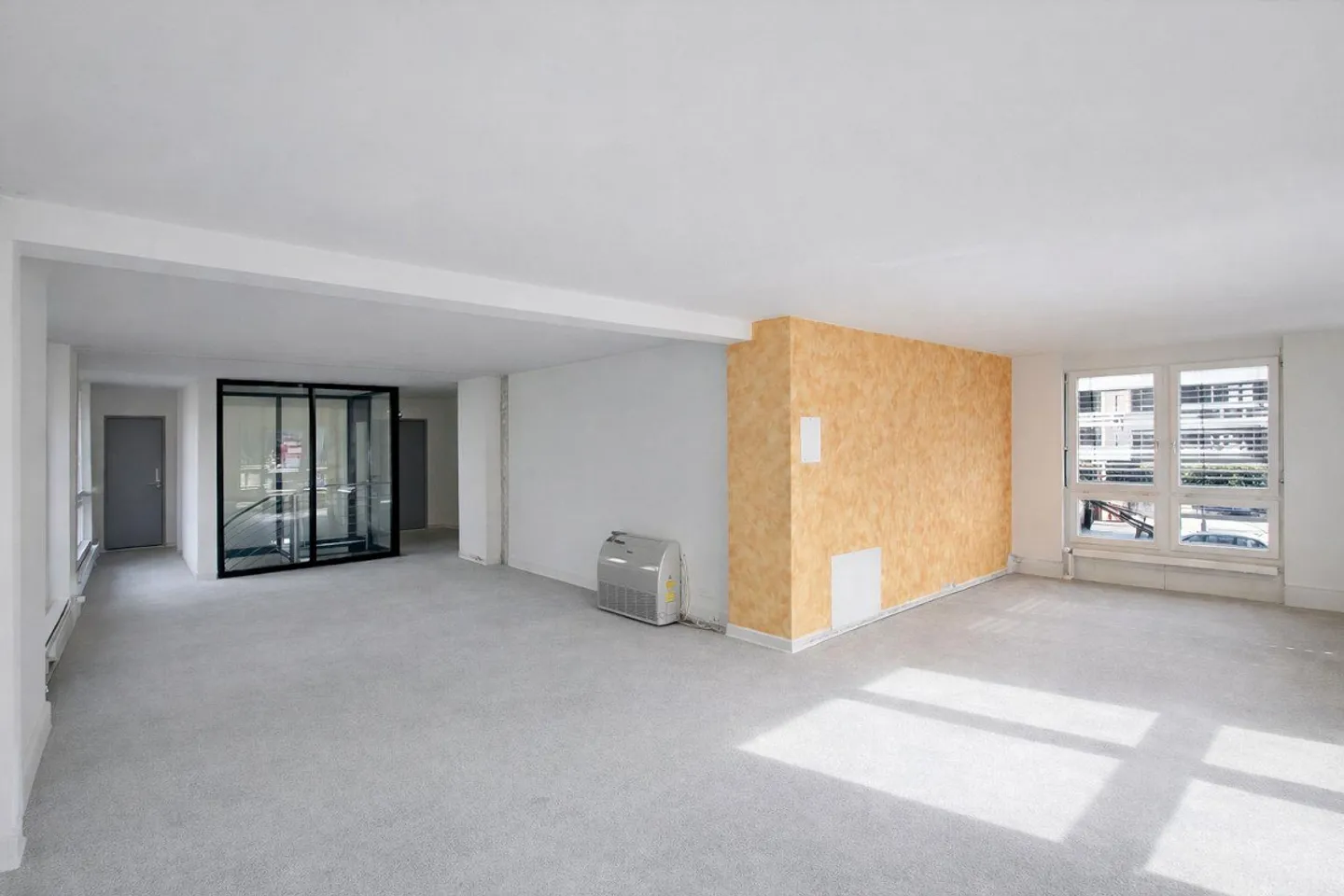 Spazio ufficio emozionante e luminoso nel cuore di Affoltern - 149 m2! - Foto 8 di 13