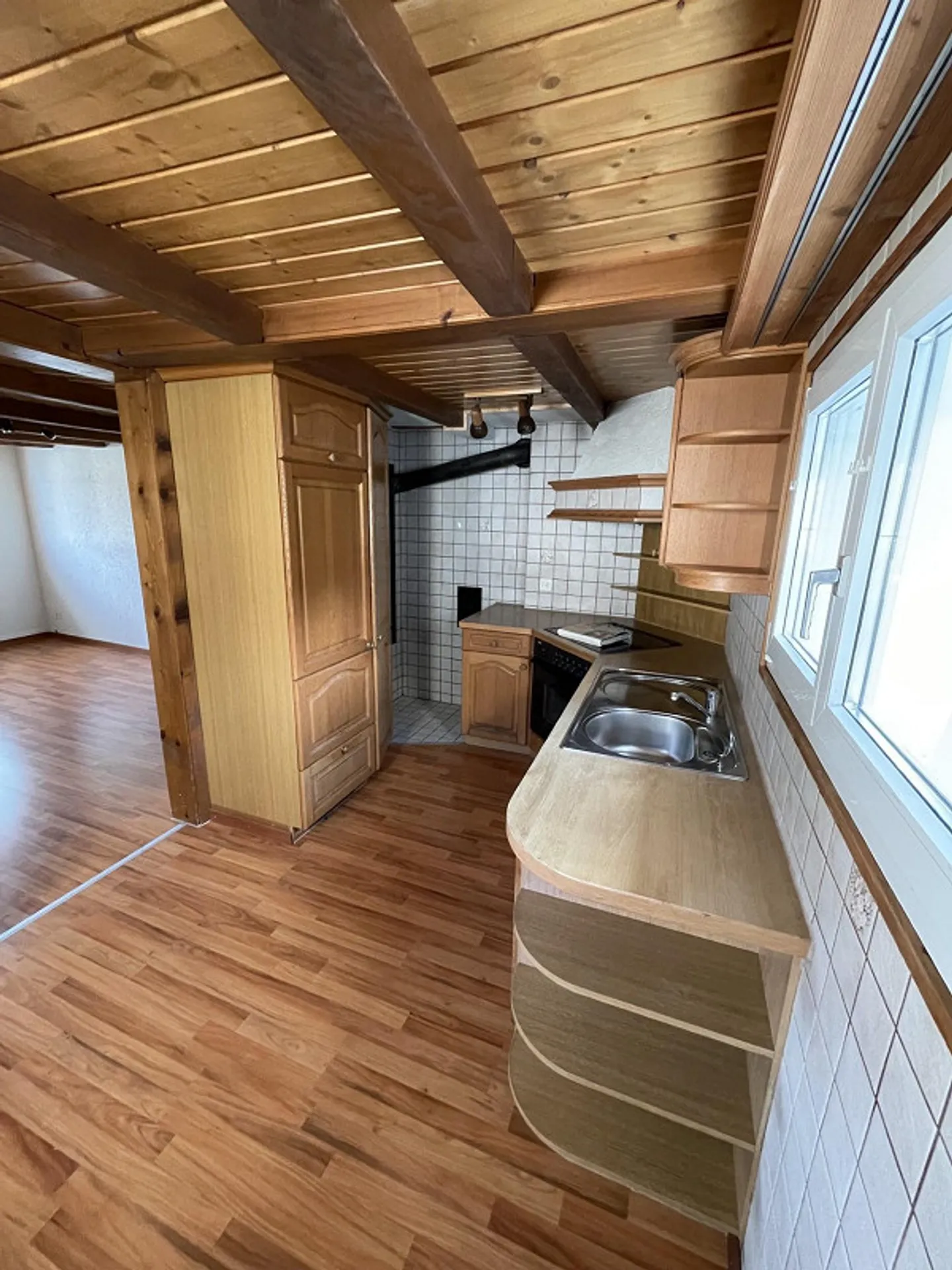 3.5-room house part with seating area & parking in a central location - Photo 7 of 10