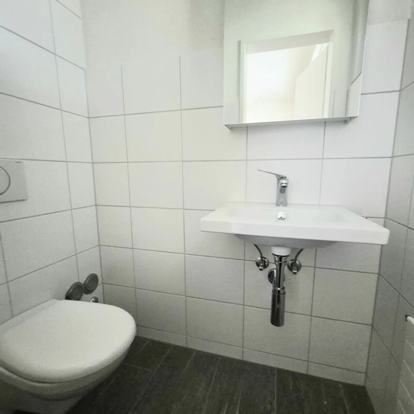 Appartement récemment rénové au centre de Dietikon - Photo 7 sur 13