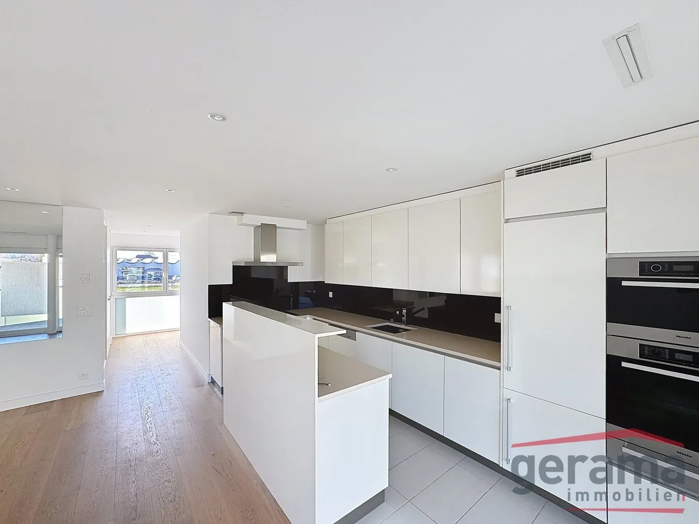 Wunderschöne 4,5 Zimmer im 2. Stock in Bulle - Foto 1 von 6