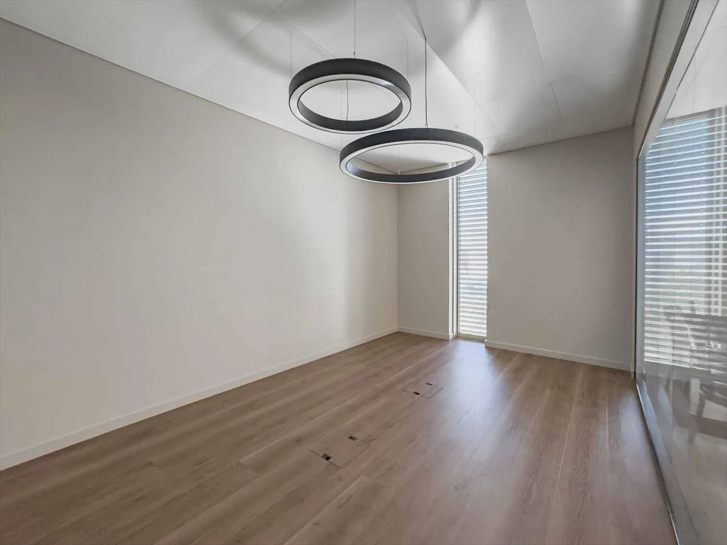 Plug & Play Büro von ca. 80 m² – Quartier de l'Étang - Foto 4 von 8