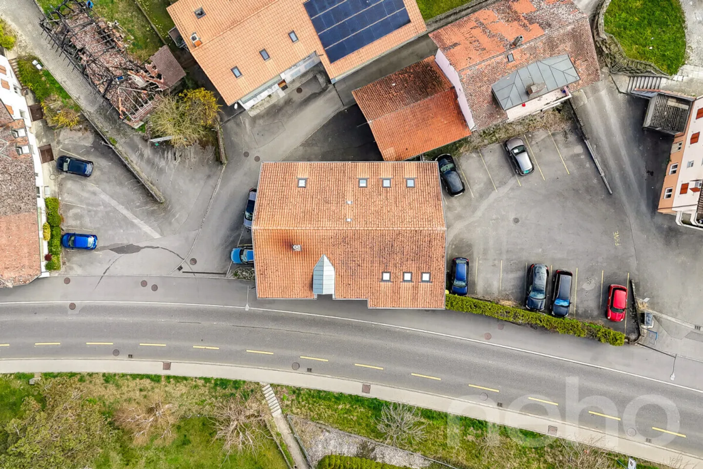 Mischgenutztes Gebäude kaufen - Foto 7 von 13