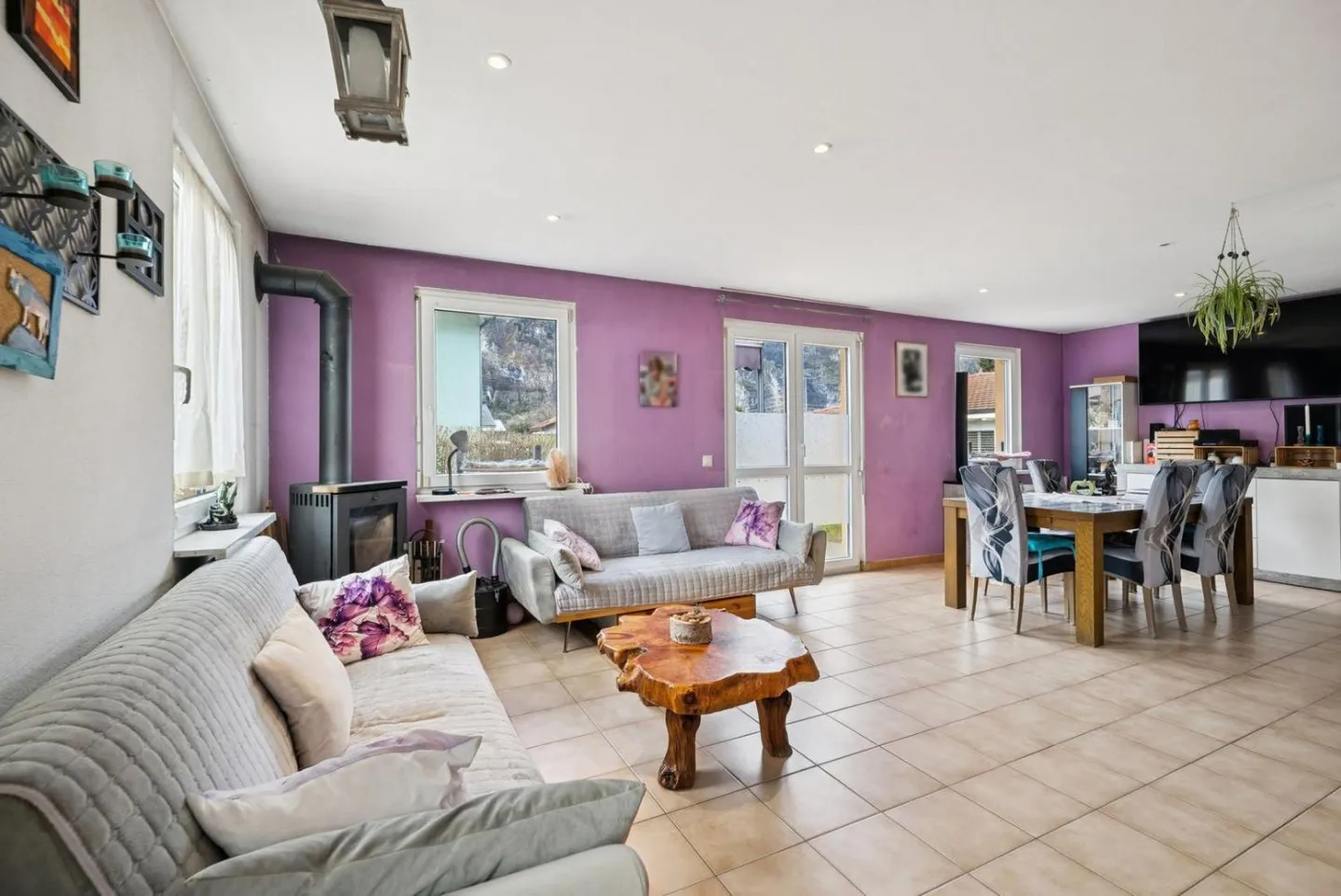 Villa avec 4,5 pièces, conçue pour la croissance, le développement et la vie - Photo 3 sur 12