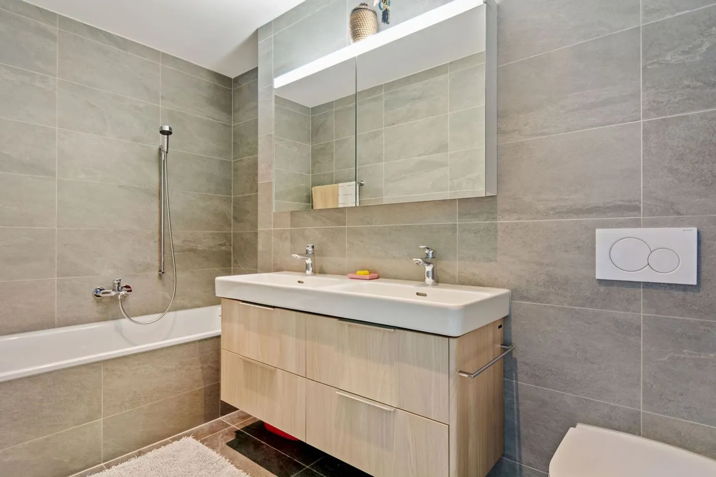 Reihenhaus 4.5 Zimmer - Foto 9 von 13