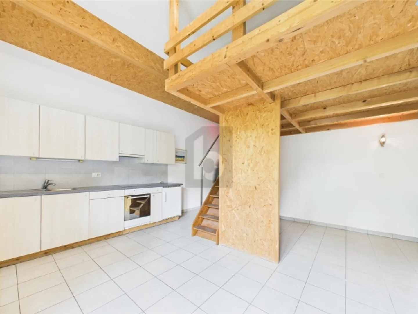 RESERVE - Photo 3 of 6