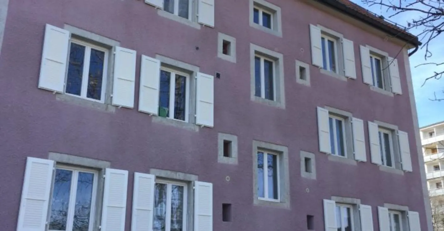 01627 - 5-room apartment - East 6 - La Chaux-de-Fonds - Photo 6 of 6