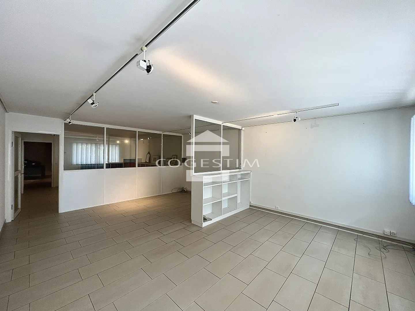 Büro - Foto 1 von 13