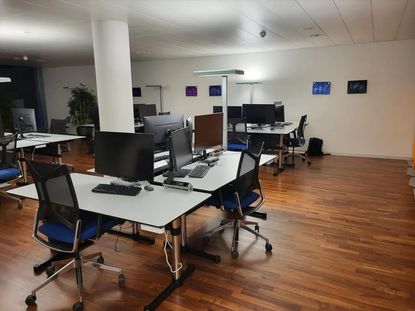 Votre nouvel espace de bureau/service au Wankdorf Center ! - Photo 7 sur 8