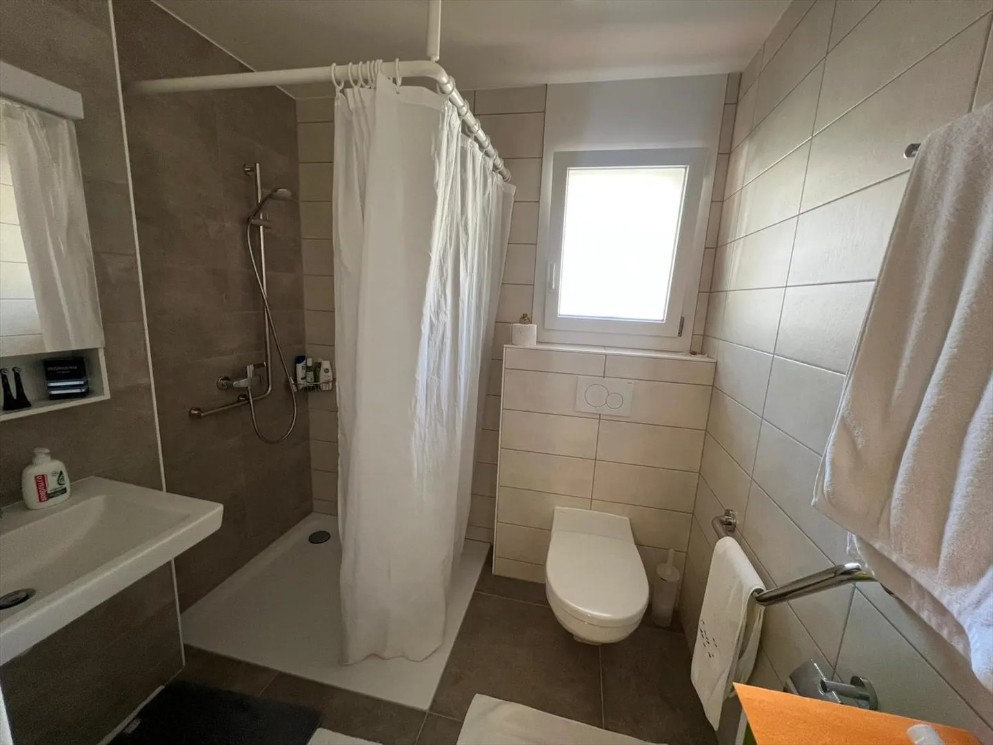 Magnificent 3.5-room apartment with plenty of light and beautiful views - Photo 10 of 26