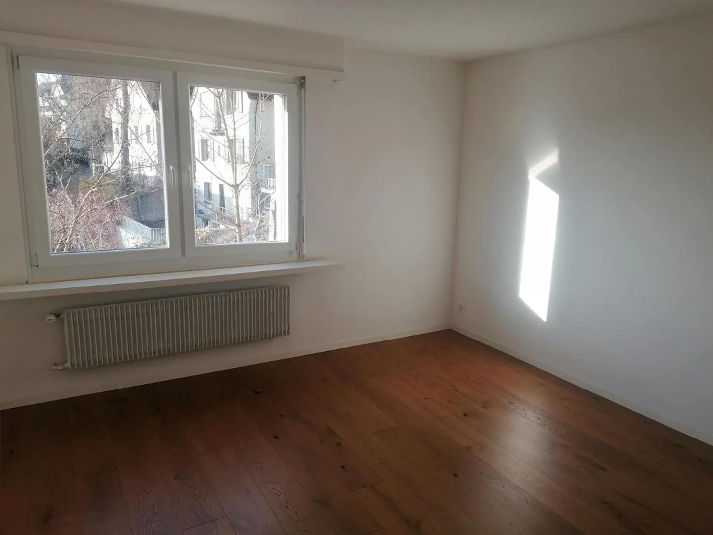 Charming 4.5-room apartment with sunny balcony - Photo 10 of 13