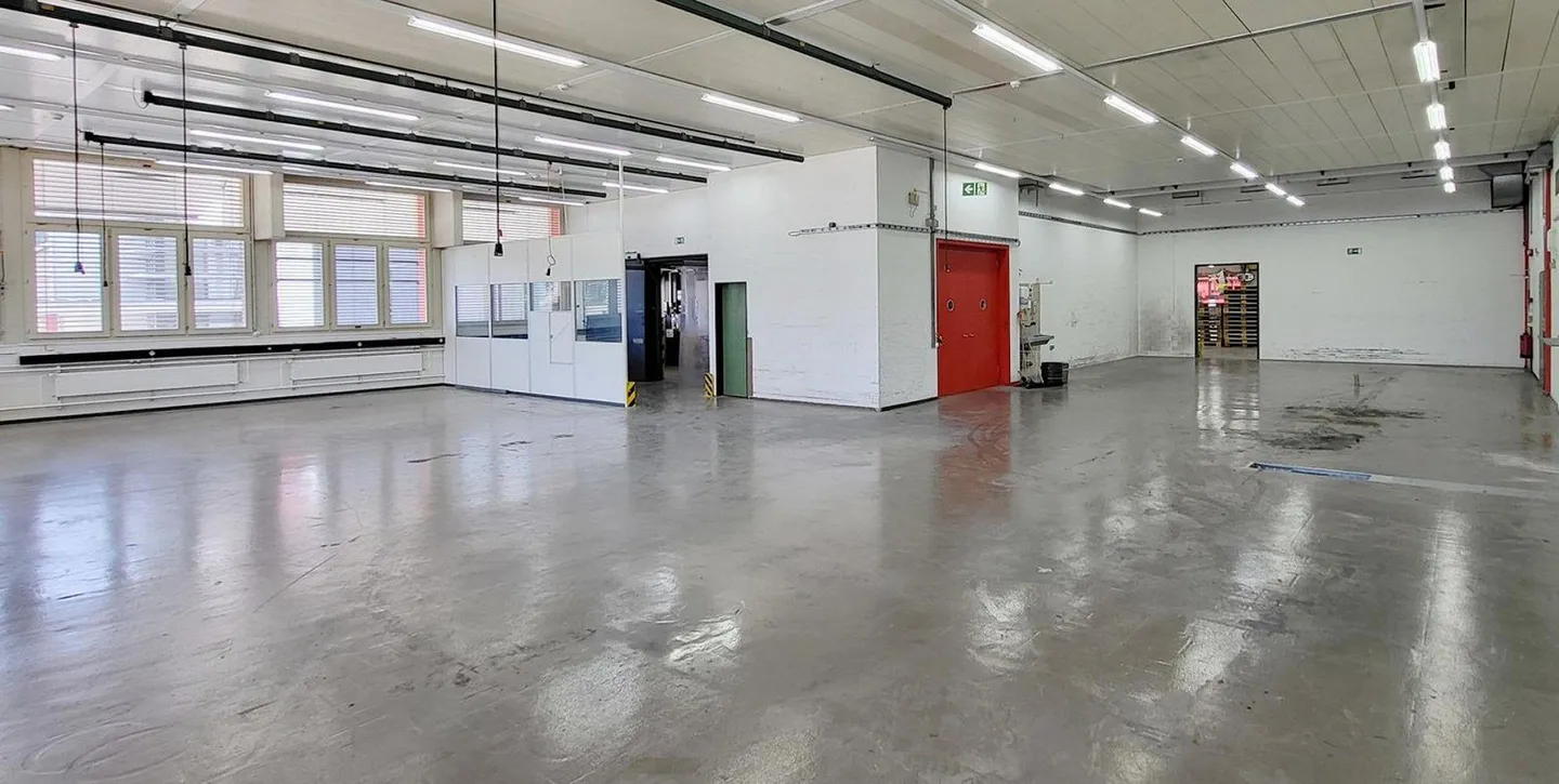 Votre nouveau site de production à Zofingen - près de 3 000 m2 de produit... - Photo 6 sur 17