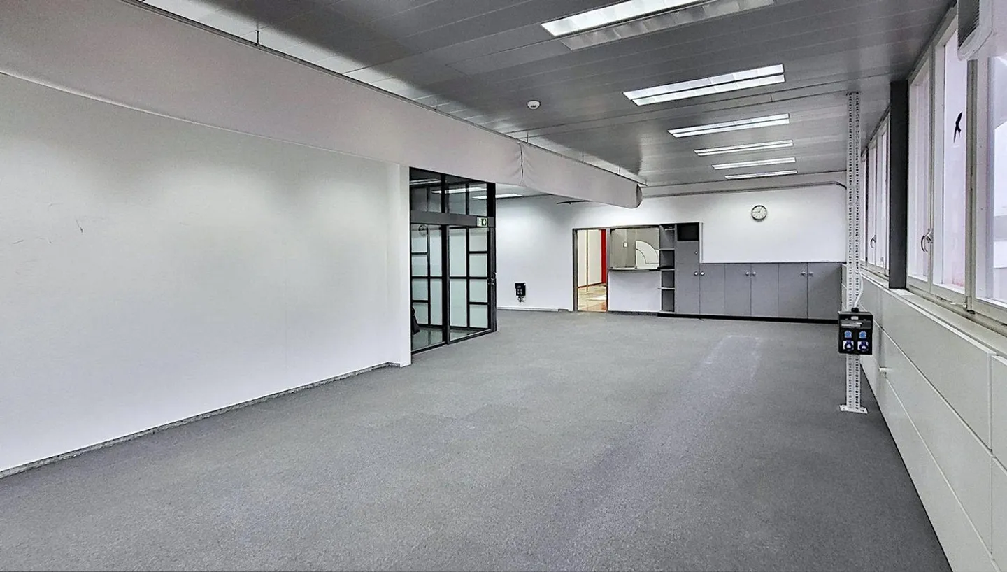 Votre nouveau site de production à Zofingen - près de 3 000 m2 de produit... - Photo 14 sur 17