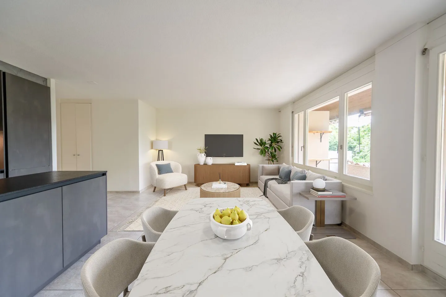 Renoviert, modern, bezugsbereit - Ihre neue Wohnung in Stadtnähe - Foto 2 von 23